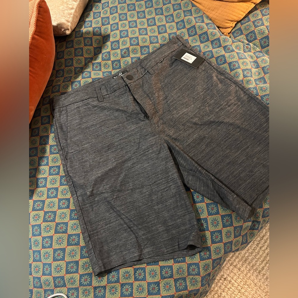Men’s Hurley shorts